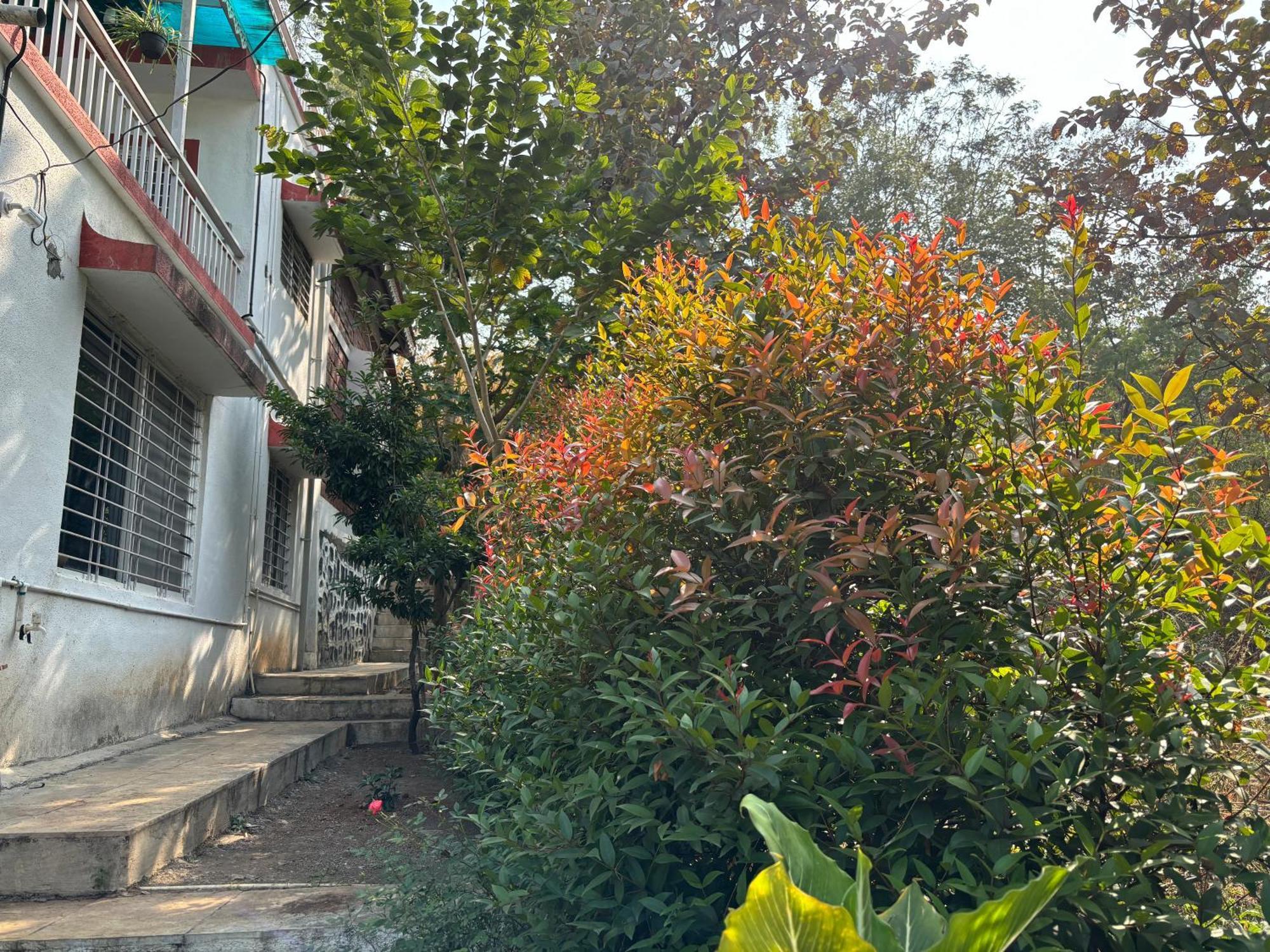 Villa Mrudgandh Kelawade *