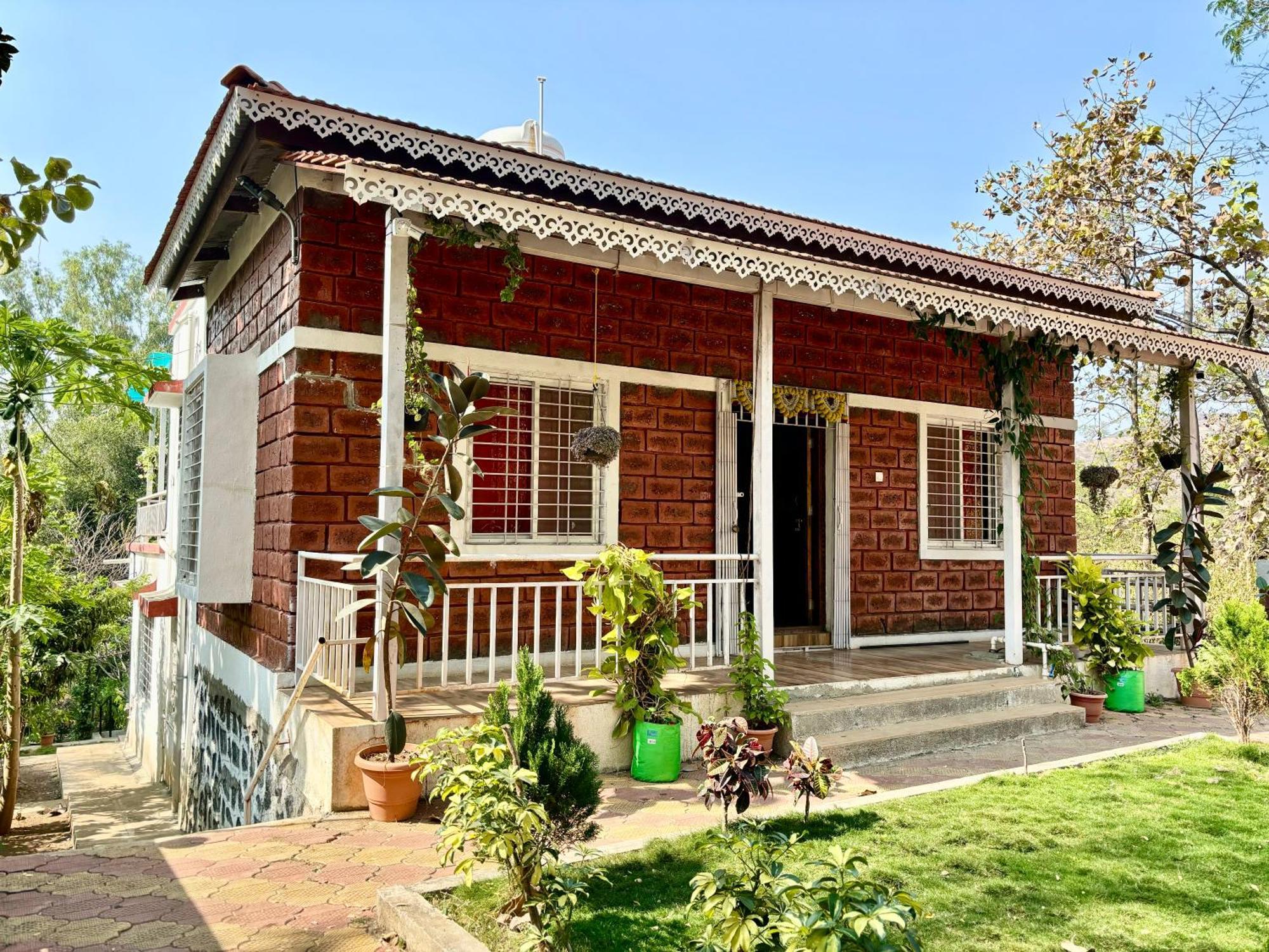 Villa Mrudgandh Kelawade